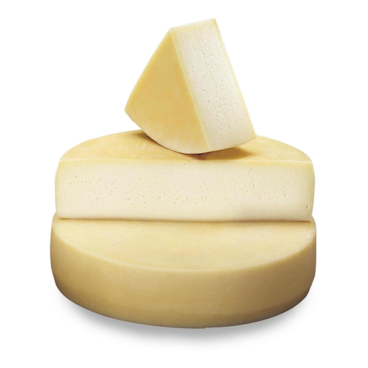 Formaggio Latteria Veneto a pezzi