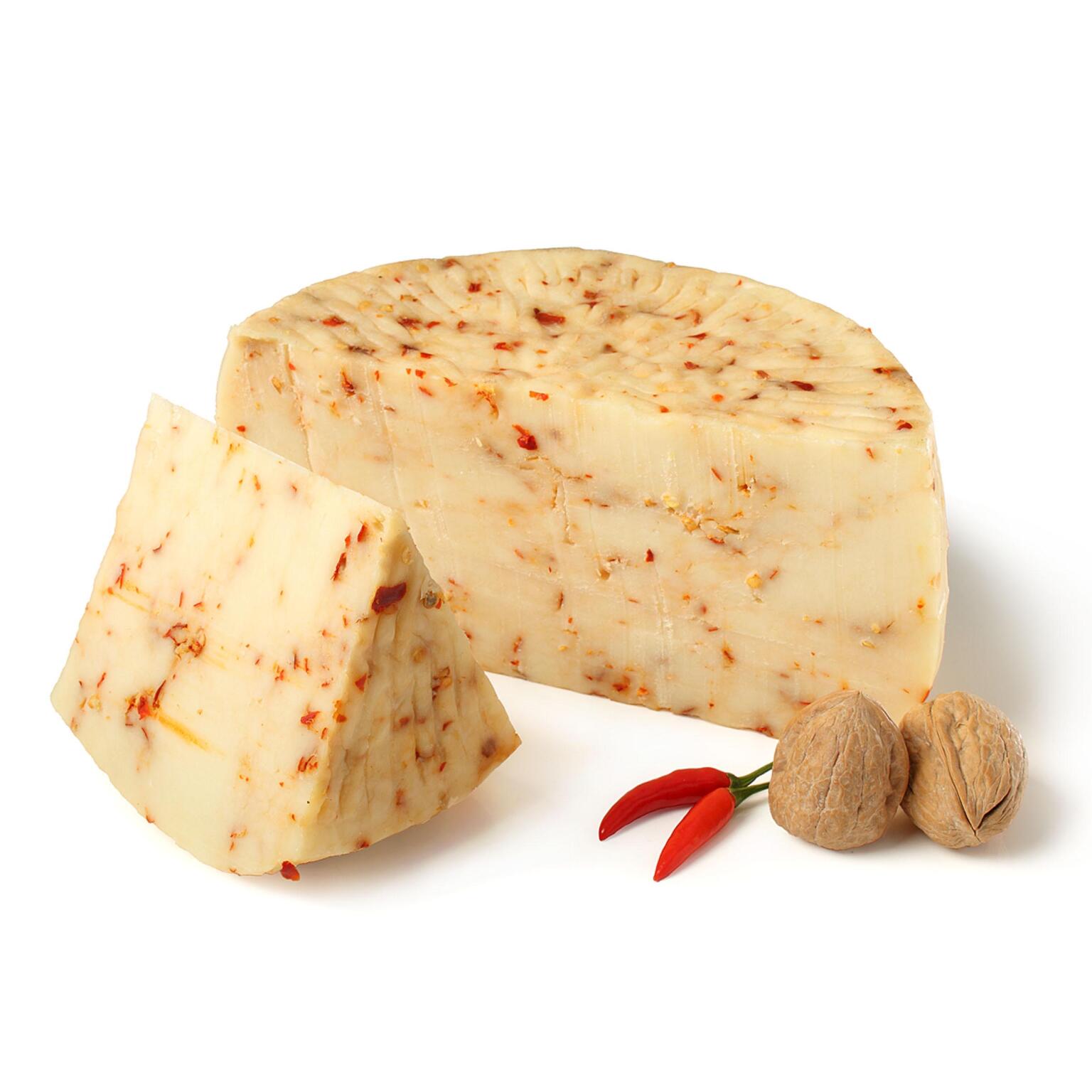 Pecorino di Sicilia al peperoncino a pezzi