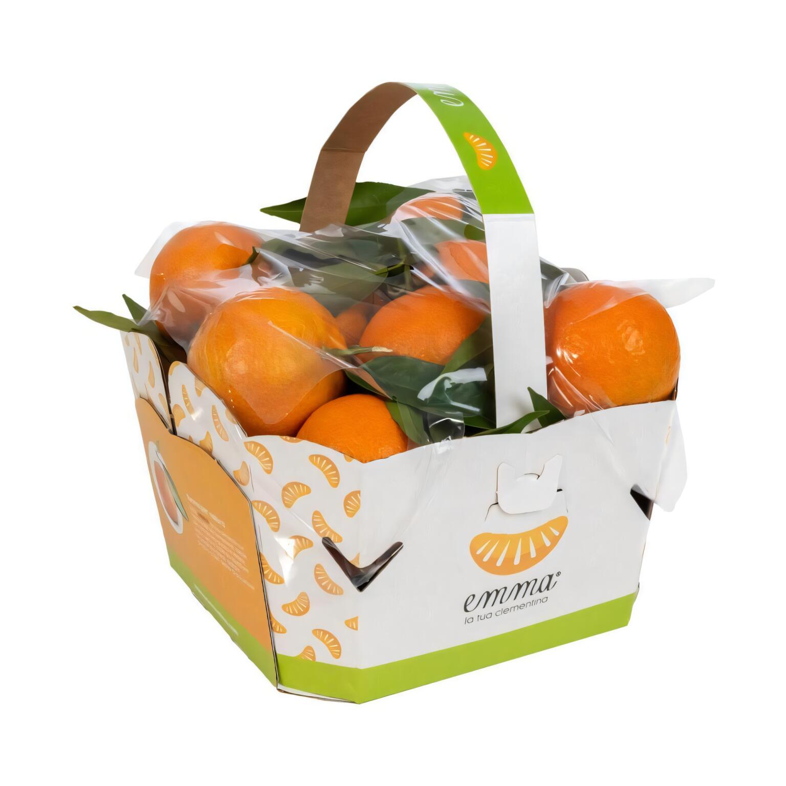 Clementine foglia in cestino