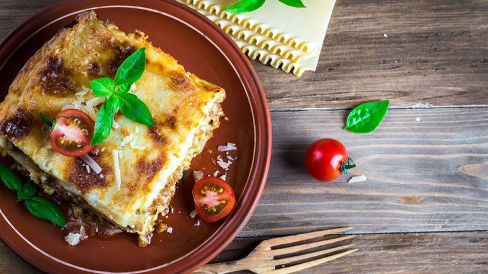 Lasagne con radicchio, crema di castagne e speck